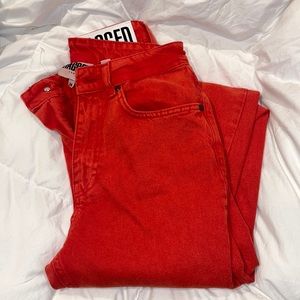 RAGGED JEANS